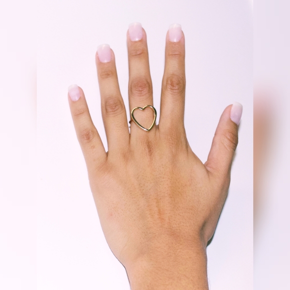 Heart Ring - Picture 1 of 3